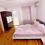 - Shabbat Friendly Bucharest