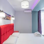 - Shabbat Friendly Apartment