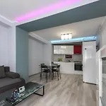 - Shabbat Friendly Apartment Bucharest