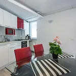- Shabbat Friendly Apartment