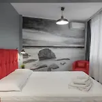 - Shabbat Friendly Apartment Bucharest