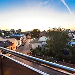 - Shabbat Friendly Apartment