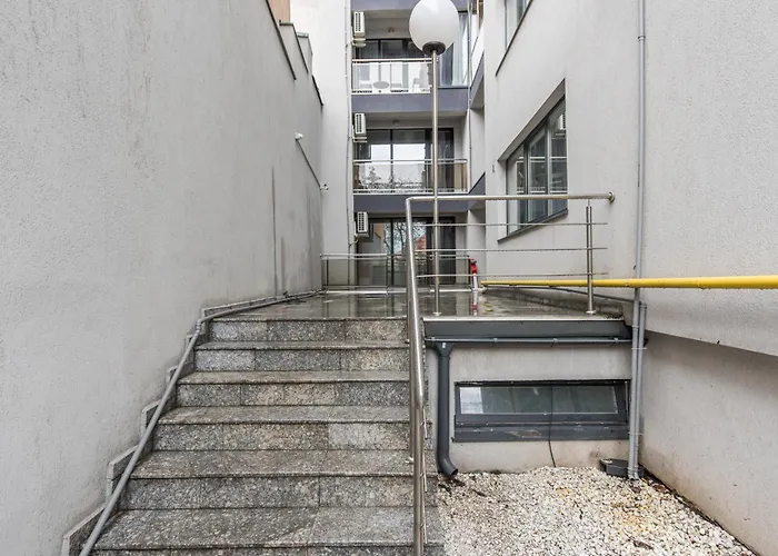 - Shabbat Friendly *