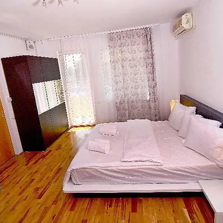 - Shabbat Friendly Bukareszt