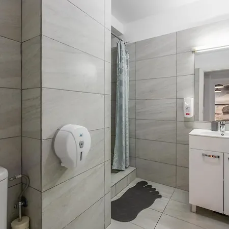 - Shabbat Friendly Apartament Bukareszt