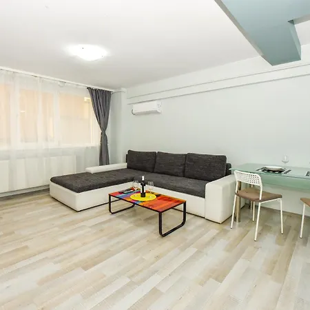 - Shabbat Friendly Apartament