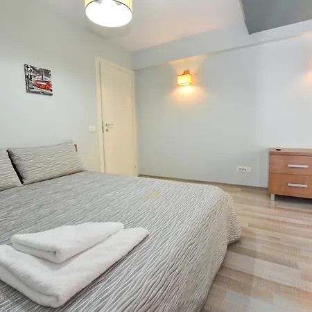 - Shabbat Friendly ブカレスト