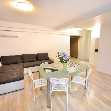Apartament - Shabbat Friendly