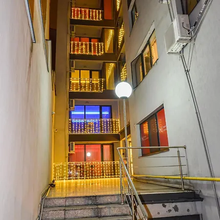 - Shabbat Friendly Apartament