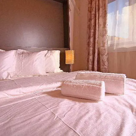 - Shabbat Friendly Apartament