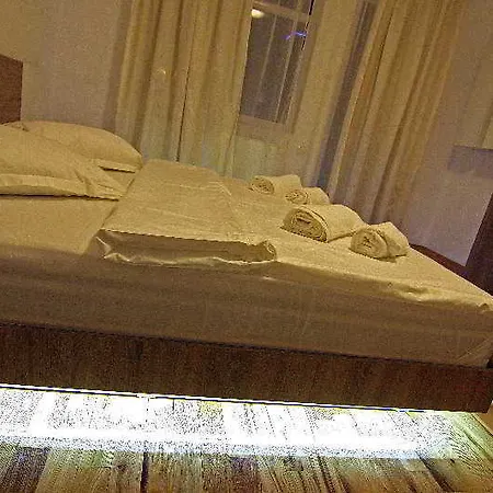 Apartament - Shabbat Friendly Bukareszt