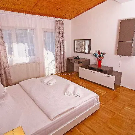 - Shabbat Friendly Bukareszt